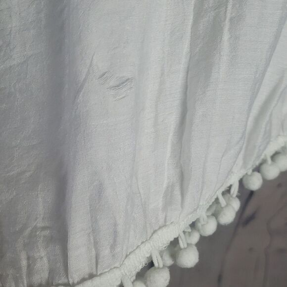 White Blouse  - Picture 4 of 11